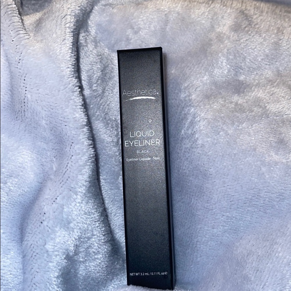 Aesthetica Liquid Liner 3.2 milliliter Black